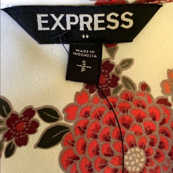 floral crop top - Picture 8 of 8